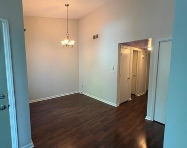 430 Queens Road - Photo Thumbnail 5