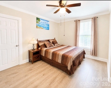 1406 W Walnut Avenue - Photo Thumbnail 5