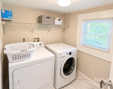 1406 W Walnut Avenue - Photo Thumbnail 8