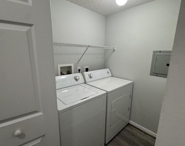 1106 Tuscany Way - Photo Thumbnail 3
