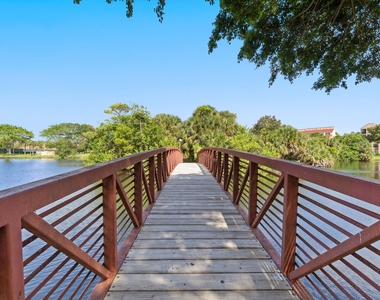 2455 Lindell Boulevard - Photo Thumbnail 29