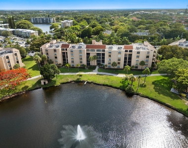 2455 Lindell Boulevard - Photo Thumbnail 34