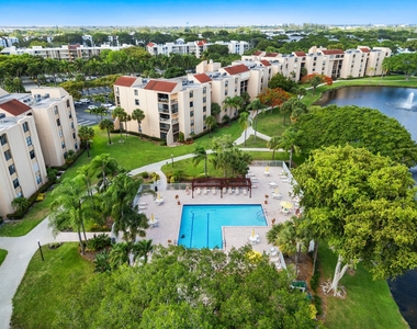 2455 Lindell Boulevard - Photo Thumbnail 37
