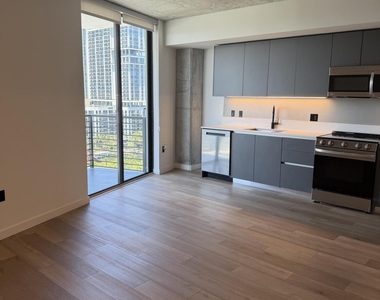 307 Sw 5th - Photo Thumbnail 1