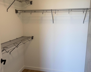 307 Sw 5th - Photo Thumbnail 7