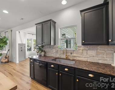 1668 Beleek Ridge Lane - Photo Thumbnail 10