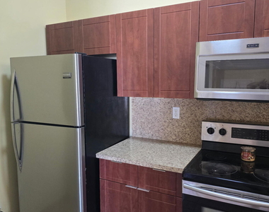 18310 Mediterranean Boulevard - Photo Thumbnail 15