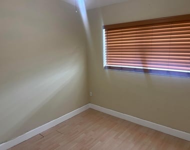 18310 Mediterranean Boulevard - Photo Thumbnail 4