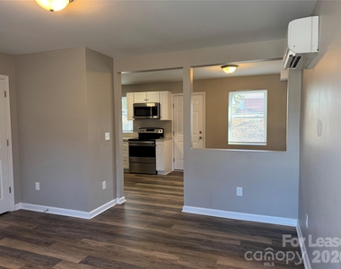 2335 Carmine Street - Photo Thumbnail 3