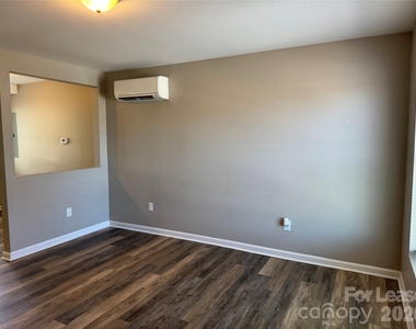 2335 Carmine Street - Photo Thumbnail 1