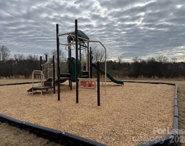 3062 Weddington Pointe Drive - Photo Thumbnail 8