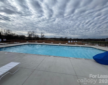 3062 Weddington Pointe Drive - Photo Thumbnail 12