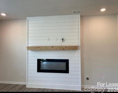 3062 Weddington Pointe Drive - Photo Thumbnail 1