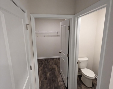 2838 Sherrill's Stream Drive - Photo Thumbnail 10