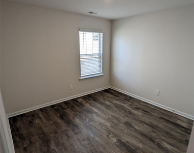2838 Sherrill's Stream Drive - Photo Thumbnail 4