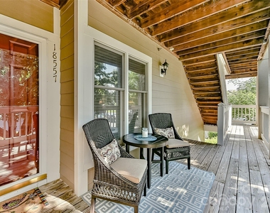18557 Vineyard Point Lane - Photo Thumbnail 3