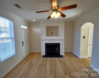 8606 Beaver Creek Drive - Photo Thumbnail 6