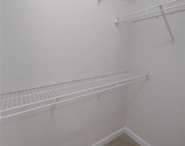 8606 Beaver Creek Drive - Photo Thumbnail 10