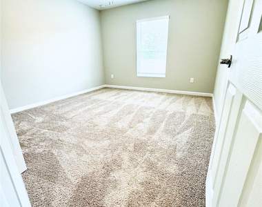 1086 Sw Eureka Avenue - Photo Thumbnail 10
