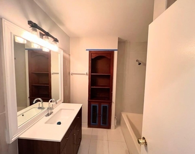 311 Sw Homeland Road - Photo Thumbnail 12