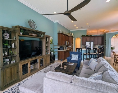 10640 Oak Meadow Lane - Photo Thumbnail 36