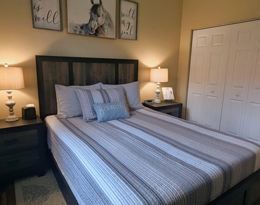 10640 Oak Meadow Lane - Photo Thumbnail 54