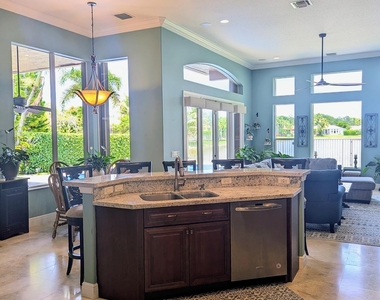10640 Oak Meadow Lane - Photo Thumbnail 38