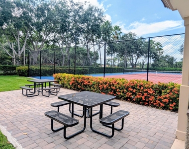 10640 Oak Meadow Lane - Photo Thumbnail 68