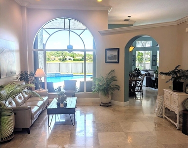 10640 Oak Meadow Lane - Photo Thumbnail 5