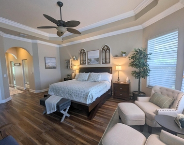 10640 Oak Meadow Lane - Photo Thumbnail 19