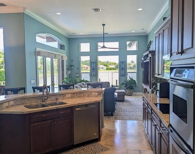10640 Oak Meadow Lane - Photo Thumbnail 39