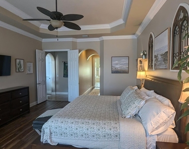 10640 Oak Meadow Lane - Photo Thumbnail 18