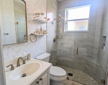 10640 Oak Meadow Lane - Photo Thumbnail 46