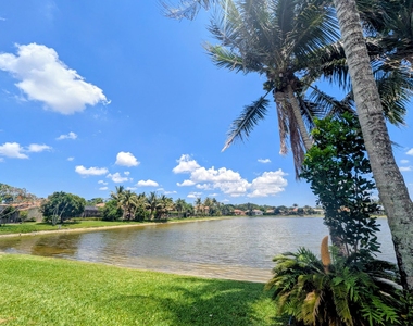 10640 Oak Meadow Lane - Photo Thumbnail 14