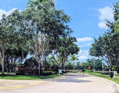 10640 Oak Meadow Lane - Photo Thumbnail 65