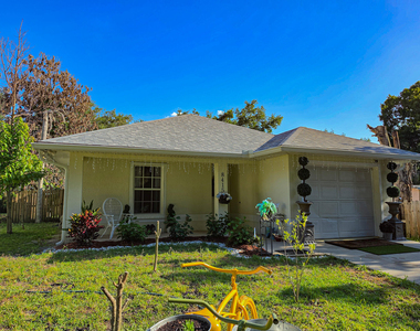 8415 22nd Street - Photo Thumbnail 3