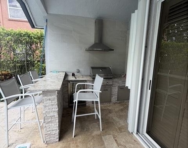 21230 Falls Ridge Way - Photo Thumbnail 4