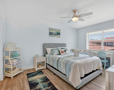 1050 Nw 13th Street - Photo Thumbnail 15