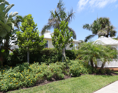 400 Seaside Lane - Photo Thumbnail 42