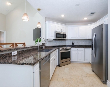 400 Seaside Lane - Photo Thumbnail 17