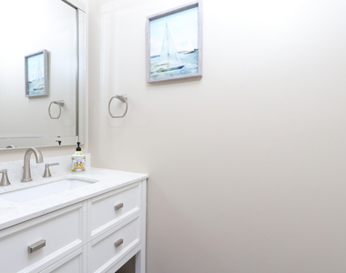 400 Seaside Lane - Photo Thumbnail 36