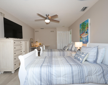 400 Seaside Lane - Photo Thumbnail 38