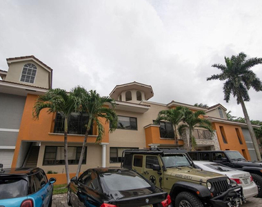 64 Isle Of Venice Drive - Photo Thumbnail 18