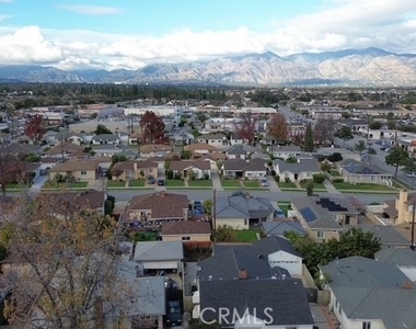 1421 E Norwood Place - Photo Thumbnail 19