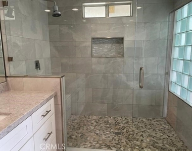 3284 Montellano Avenue - Photo Thumbnail 11
