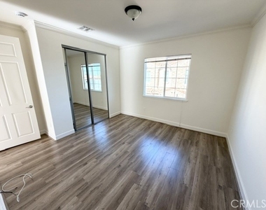 798 S Stoneman - Photo Thumbnail 7