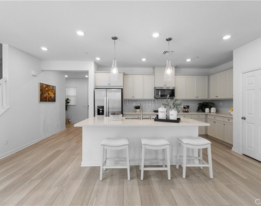 3918 E Cambria Privado - Photo Thumbnail 4