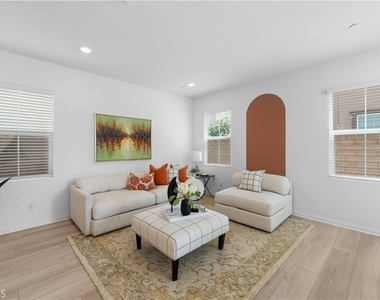 3918 E Cambria Privado - Photo Thumbnail 7