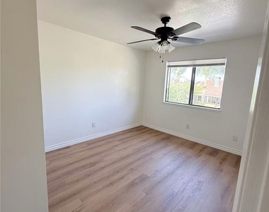 1360 N Hacienda - Photo Thumbnail 9