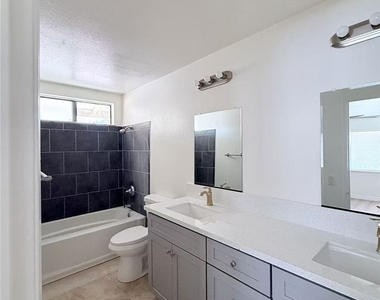1360 N Hacienda - Photo Thumbnail 8